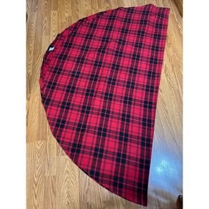 Red Black Plaid Oval Tablecloth Party Holiday 65 x 69 inches‎